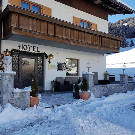 Hotel Silvesterhof Доббиако Экстерьер фото