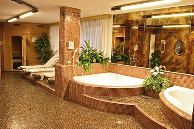 Hotel Silvesterhof Доббиако Экстерьер фото