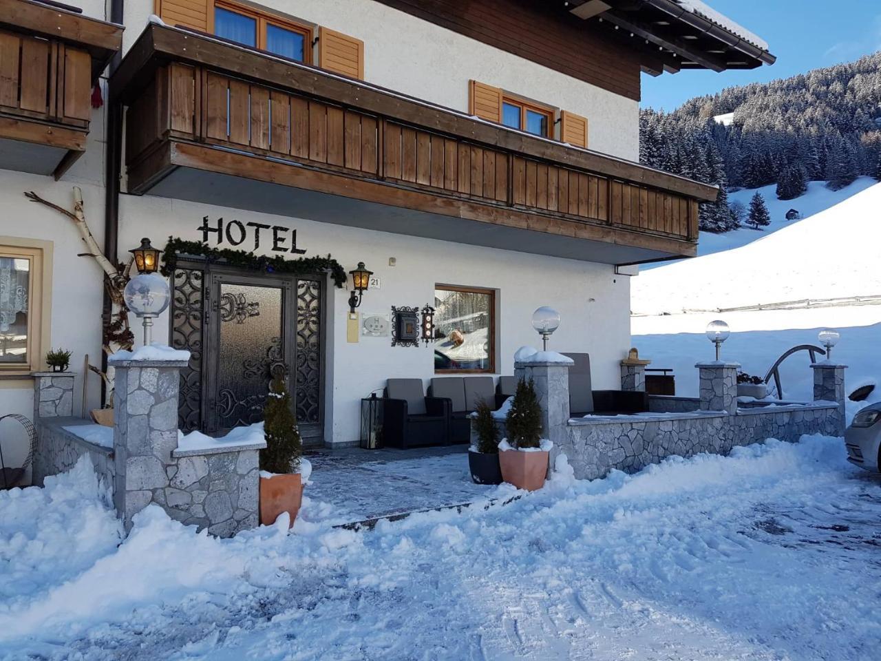 Hotel Silvesterhof Доббиако Экстерьер фото